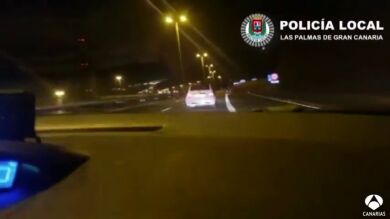 Se da a la fuga en un control policial y comienza una persecución