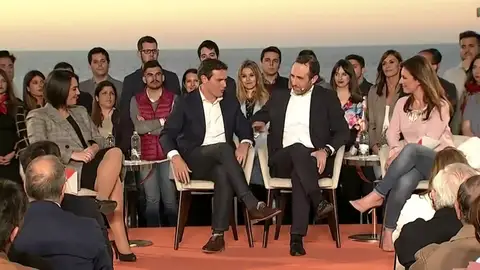 Rivera y Bauzá en un acto de Ciudadanos en Cádiz Rivera y Bauzá en un acto de Ciudadanos en Cádiz