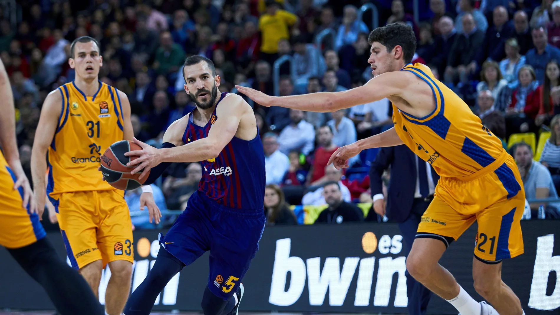 Pau Ribas, en acción ante el Herbalife Gran Canaria Pau Ribas, en acción ante el Herbalife Gran Canaria