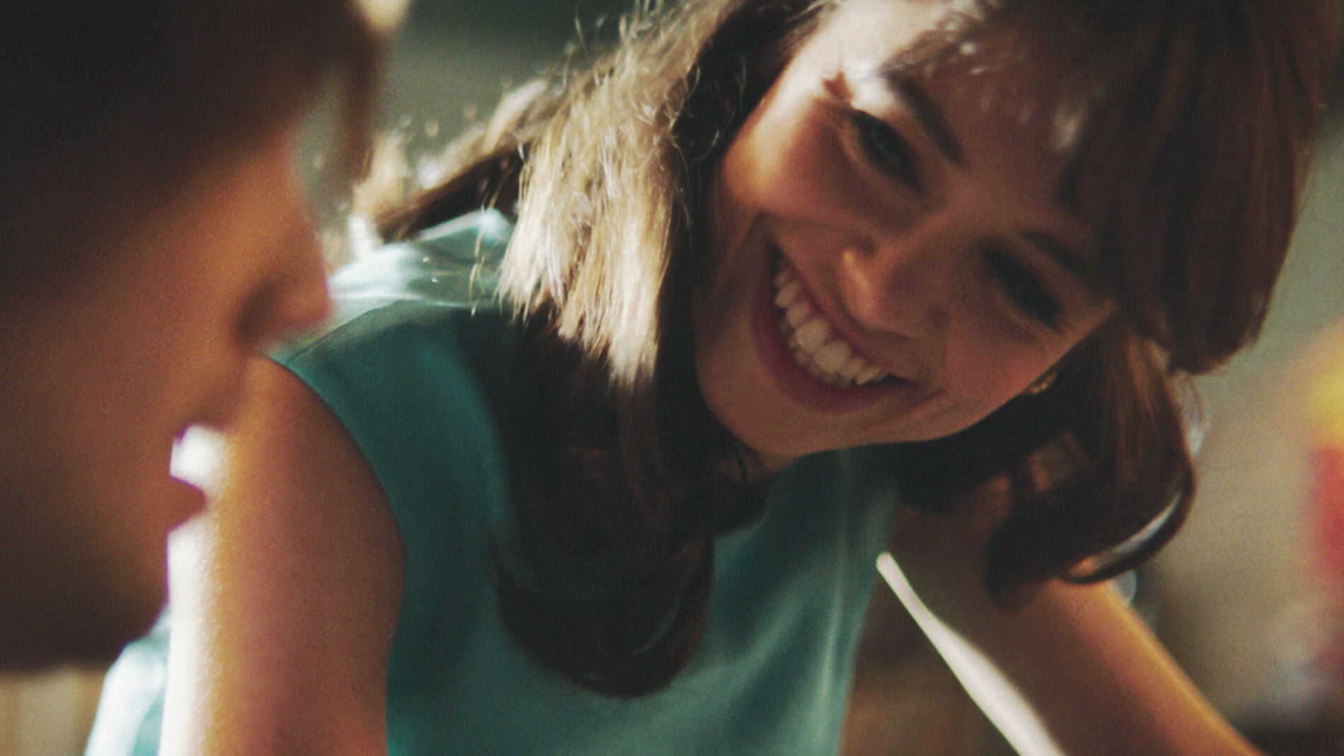 El lunes en '45 revoluciones', mucha qu&iacute;mica y juegos de seducci&oacute;n entre Robert y Maribel 