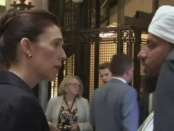 Primera ministra de Nueva Zelanda promete no mencionar el nombre del autor de la matanza de Christchurch Primera ministra de Nueva Zelanda promete no mencionar el nombre del autor de la matanza de Christchurch
