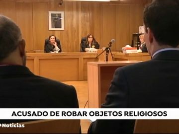 REEMPLAZO Juzgan a un cura acusado de robar objetos religiosos en varias parroquias de Lugo