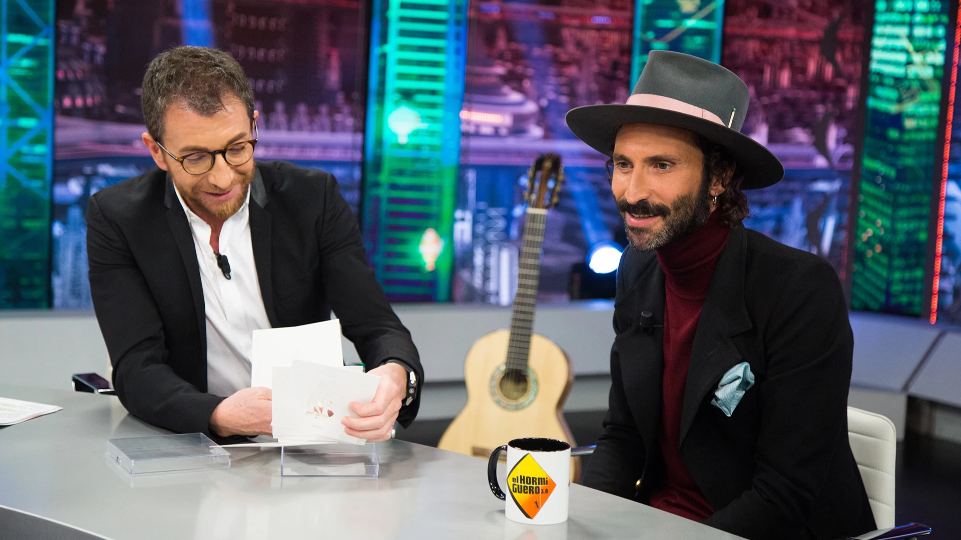 Vídeo - El "corazón decapado" de Leiva deja atónito a Pablo Motos en 'El Hormiguero 3.0'