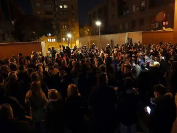 Disturbios y cargas policiales en Vallecas Disturbios y cargas policiales en Vallecas