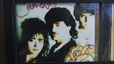 Se cumplen 25 años de Camela, los héroes del mercadillo y la tecno rumba Se cumplen 25 años de Camela, los héroes del mercadillo y la tecno rumba