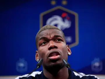 Pogba habla con los medios de comunicación Pogba habla con los medios de comunicación