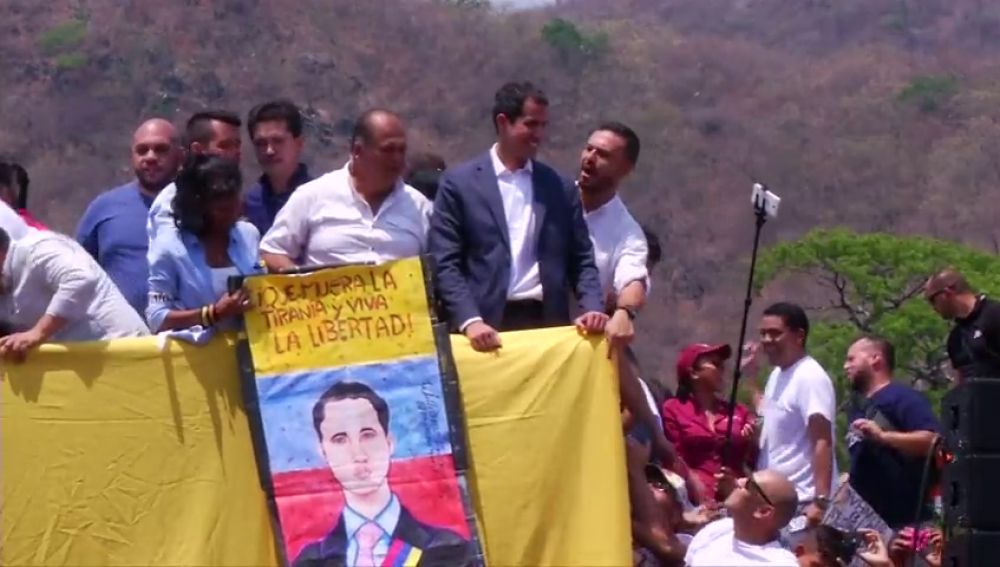Juan Guaidó denuncia que el servicio de inteligencia de Maduro ha detenido a su mano derecha