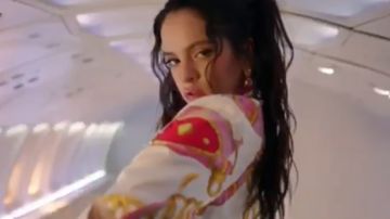 La cantante Rosalía en su nuevo videoclip 