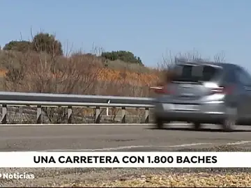El tramo de los 1.800 baches en la carretera A66 entre León y Benavente El tramo de los 1.800 baches en la carretera A66 entre León y Benavente