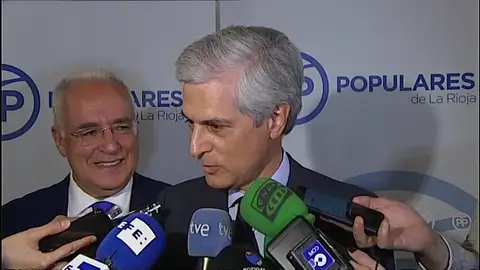 Adolfo Suárez Illana rectifica sobre el aborto: "He hecho una comparación, he visto que me había equivocado y he rectificado", Adolfo Suárez Illana rectifica sobre el aborto: "He hecho una comparación, he visto que me había equivocado y he rectificado",