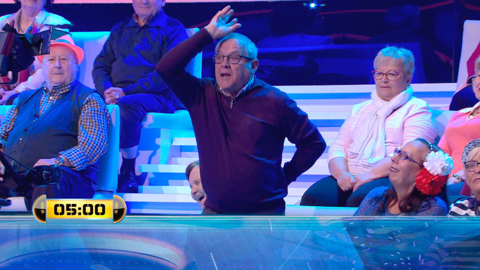 La imitaci&oacute;n de la "sevillana china" en '&iexcl;Ahora caigo!' deja en shock a Arturo Valls 