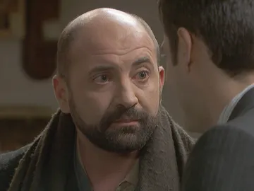 Antonio Marchena llega a la vida de Prudencio para sacar adelante su negocio Antonio Marchena llega a la vida de Prudencio para sacar adelante su negocio