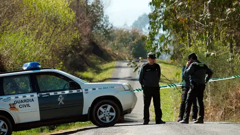 Imagen de archivo de agentes de la Guardia Civil en un suceso Imagen de archivo de agentes de la Guardia Civil en un suceso