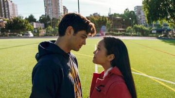 Noah Centineo y Lana Condor en 'A todos los chicos de los que me enamoré' Noah Centineo y Lana Condor en 'A todos los chicos de los que me enamoré'