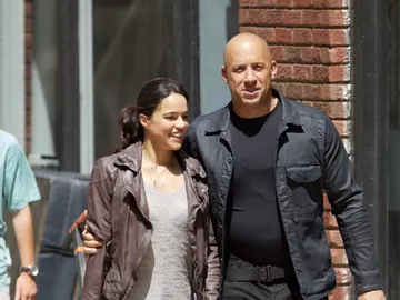 Vin Diesel y Michelle Rodriguez en el rodaje de 'Fast and Furious 8' Vin Diesel y Michelle Rodriguez en el rodaje de 'Fast and Furious 8'
