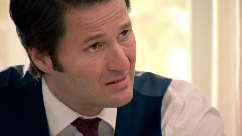 Gabriel, furioso a Natalia: "¿Qué tengo que hacer para que me quieras?"