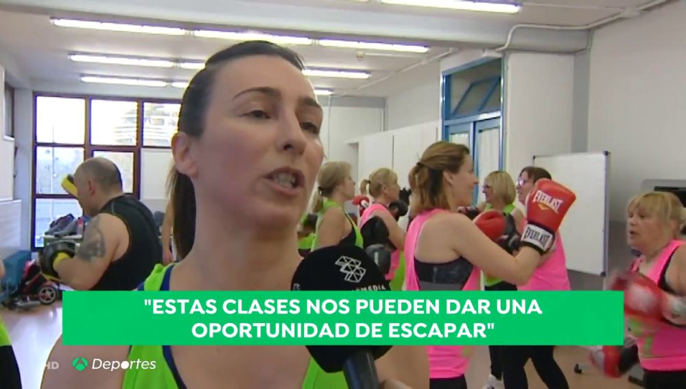 Enseñar a las mujeres a defenderse mediante el boxeo: la iniciativa de José y Alfonso