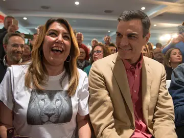 Pedro Sánchez y Susana Díaz en un acto electoral en Jaén Pedro Sánchez y Susana Díaz en un acto electoral en Jaén