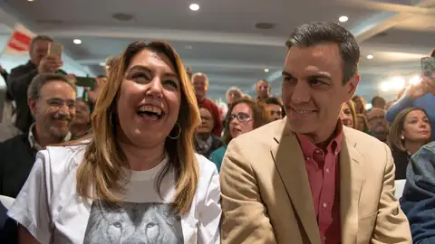 Pedro Sánchez y Susana Díaz en un acto electoral en Jaén Pedro Sánchez y Susana Díaz en un acto electoral en Jaén