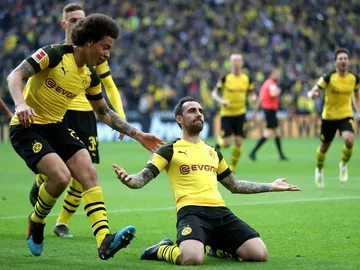 Paco Alcácer celebra un gol Paco Alcácer celebra un gol