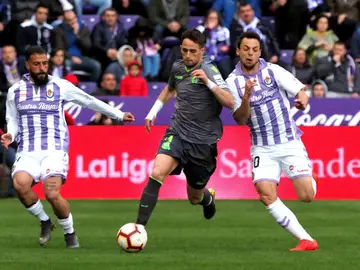 Januzaj, ante Óscar Plano y Verde Januzaj, ante Óscar Plano y Verde