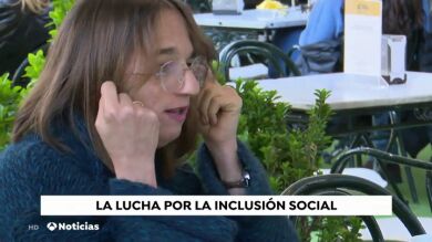 Vicky Bendito, una periodista sorda que lucha por la inclusión social