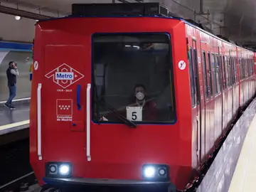Un tren del Metro de Madrid Un tren del Metro de Madrid