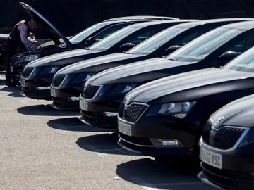 Coches de licencias VTC en una imagen de archivo Coches de licencias VTC en una imagen de archivo