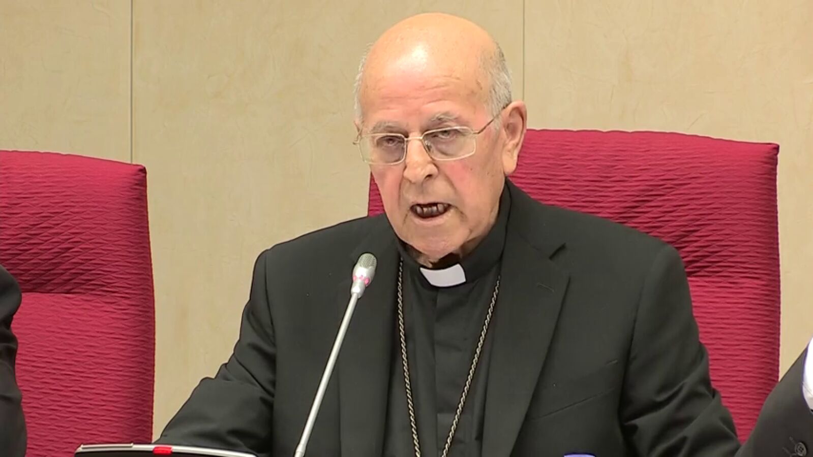La Iglesia contempla denunciar ante la justicia civil los casos de abusos a menores 