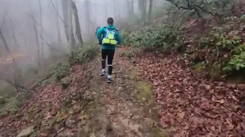 Hasta 160 kilómetros en 60 horas: así es la Barkley Marathon, la carrera más salvaje del mundo Hasta 160 kilómetros en 60 horas: así es la Barkley Marathon, la carrera más salvaje del mundo