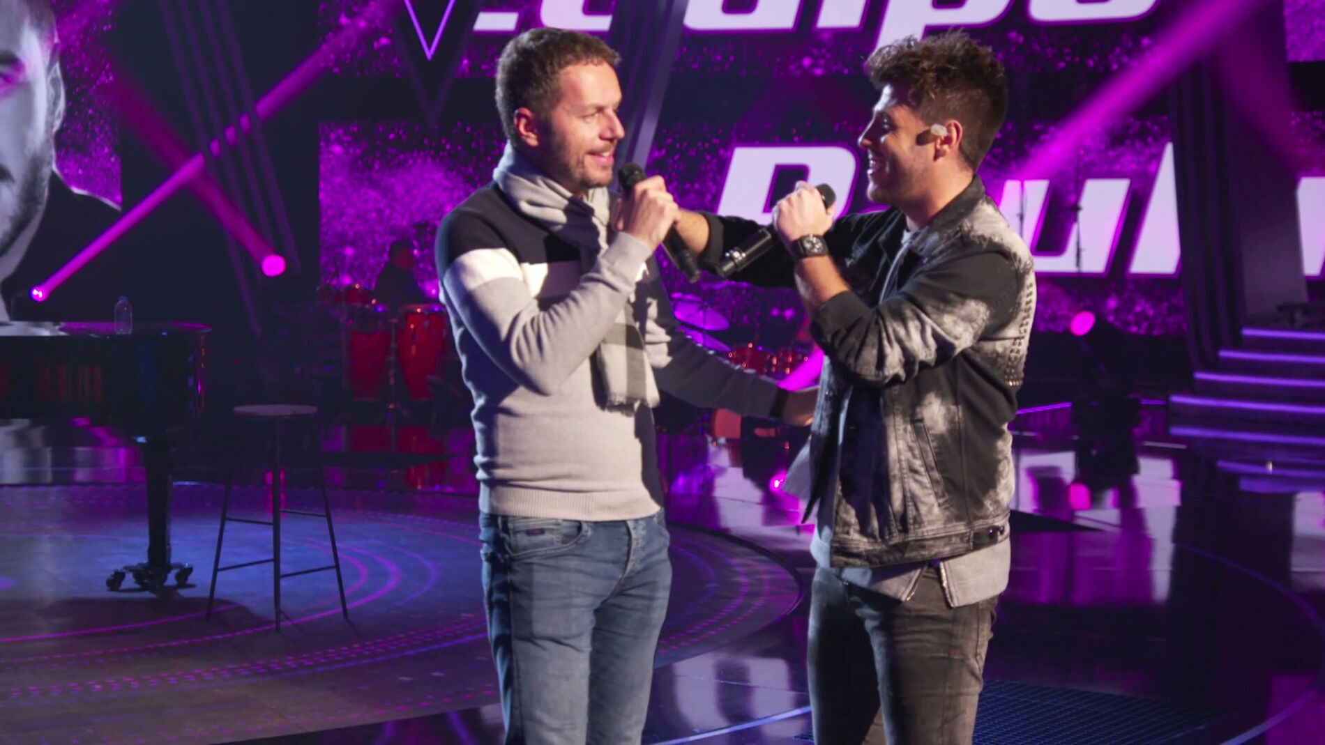 Antonio Jos&eacute; y &Aacute;ngel Cort&eacute;s ensayan 'A d&oacute;nde vas', su dueto para la Final de 'La Voz'