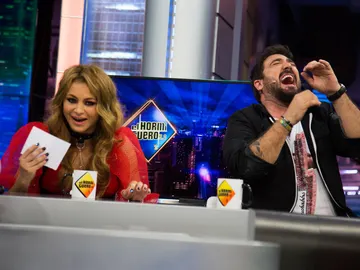 "La silla de Paulina Rubio es de primera clase", los coaches revelan en 'El Hormiguero 3.0' algunos de los secretos mejor guardados de 'La Voz' "La silla de Paulina Rubio es de primera clase", los coaches revelan en 'El Hormiguero 3.0' algunos de los secretos mejor guardados de 'La Voz'