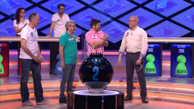 Alberto, del equipo de 'Los Lobos, celebra su cumpleaños en '¡Boom!': 