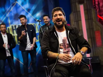 Antonio Orozco cuenta en 'El Hormiguero 3.0' cómo Luis Fonsi le cambió la vida Antonio Orozco cuenta en 'El Hormiguero 3.0' cómo Luis Fonsi le cambió la vida