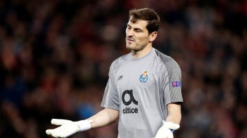 Iker Casillas, durante el partido contra el Liverpool