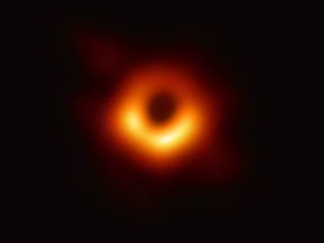 Fotografía del agujero negro