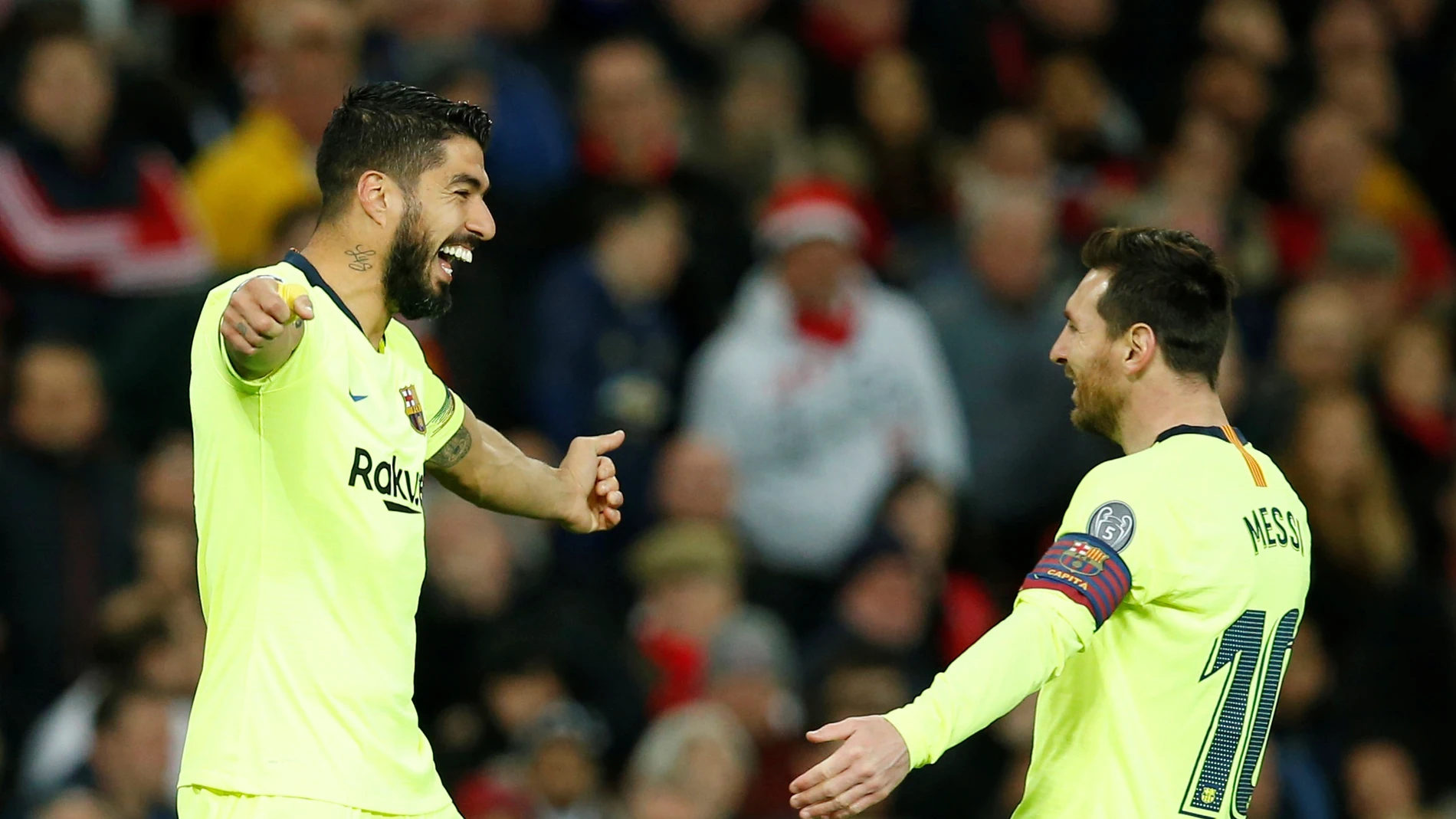Luis Suárez y Leo Messi celebran un gol en Old Trafford Luis Suárez y Leo Messi celebran un gol en Old Trafford
