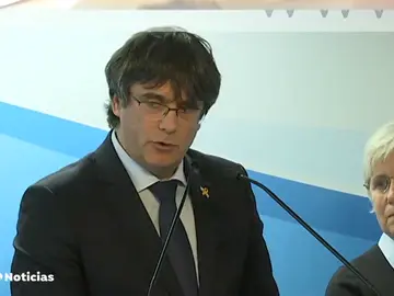 Puigdemont pide amparo al Parlament después de que un empresario amenace con secuestrarlo Puigdemont pide amparo al Parlament después de que un empresario amenace con secuestrarlo