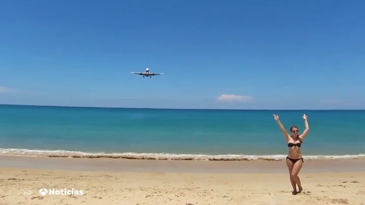 Hacerse un selfie en el aeropuerto de Phuket puede acarrear pena de muerte Hacerse un selfie en el aeropuerto de Phuket puede acarrear pena de muerte