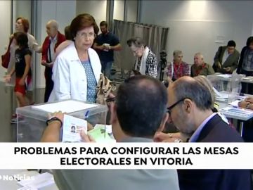 Problemas para cubrir las mesas electorales en Vitoria Problemas para cubrir las mesas electorales en Vitoria