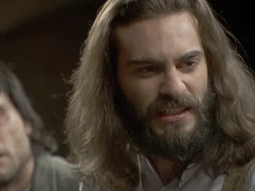 Vídeo: Antolina, obligada a escuchar al hombre con el que engañó a Isaac Vídeo: Antolina, obligada a escuchar al hombre con el que engañó a Isaac