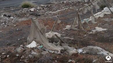 Los invernaderos abandonados son un problema sin control