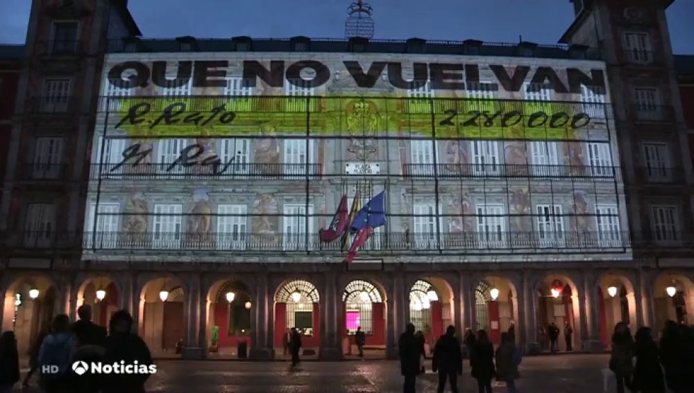 La Junta Electoral sanciona al Ayuntamiento de Madrid por la proyección del vídeo de Podemos