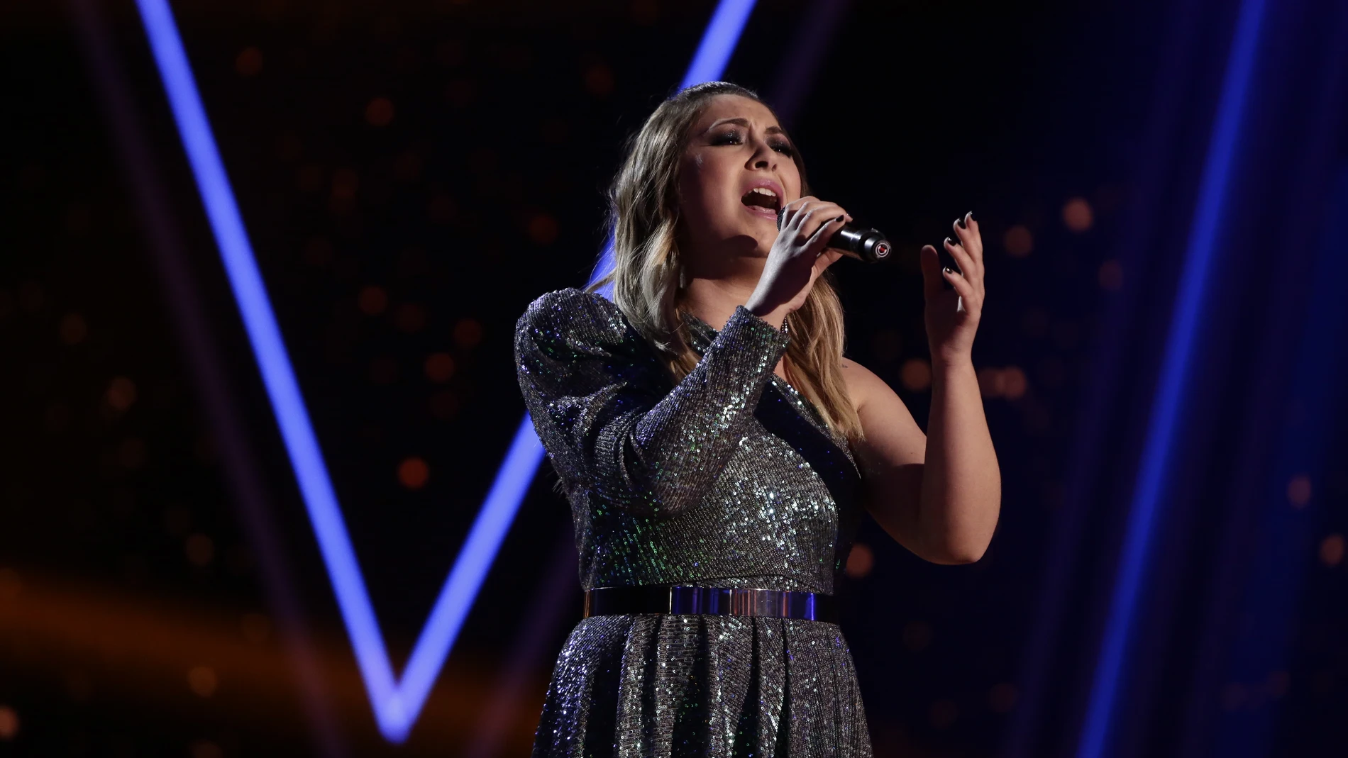 María Espinosa canta 'Amiga mía' en la Final de 'La Voz'