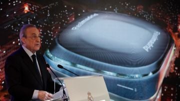 Florentino P&eacute;rez presentando el nuevo Santiago Bernabeu