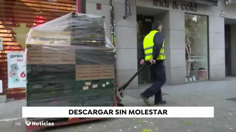 La carga y descarga de los repartidores se controlará con el objetivo de reducir la contaminación acústica La carga y descarga de los repartidores se controlará con el objetivo de reducir la contaminación acústica