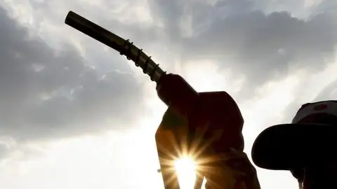 Imagen de un surtidor Imagen de un surtidor