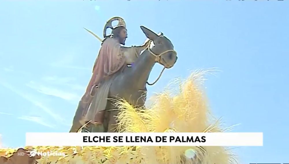 Las procesiones de Palma y Sevilla...