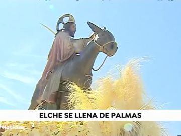 Las procesiones de Palma y Sevilla...
