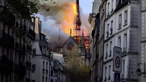 Notre Dame en llamas Notre Dame en llamas